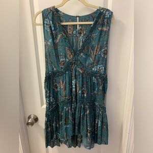 FREE PEOPLE Purple Haze Printed Tunic Top Boho Hummingbird Tiered Teal L